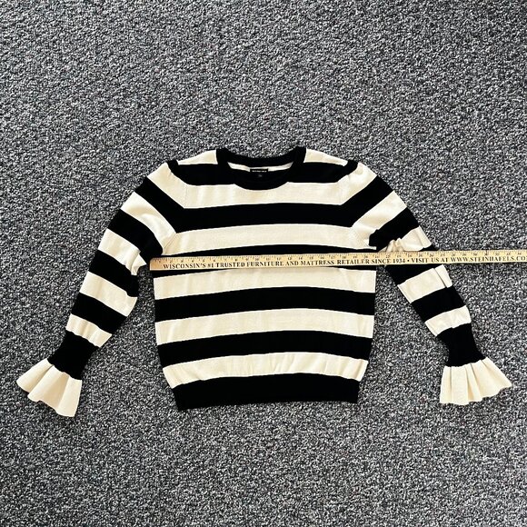 Black & Cream Striped Ruffle Sleeve Sweater Large NWOT - Picture 3 of 10
